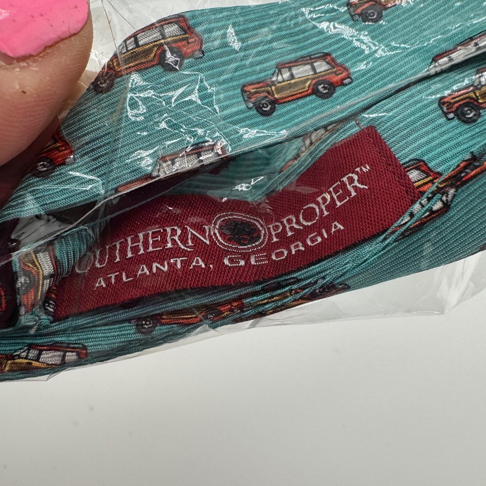 NWT Southern Proper Jeep Wagoneer Bow Tie - Picture 4 of 4